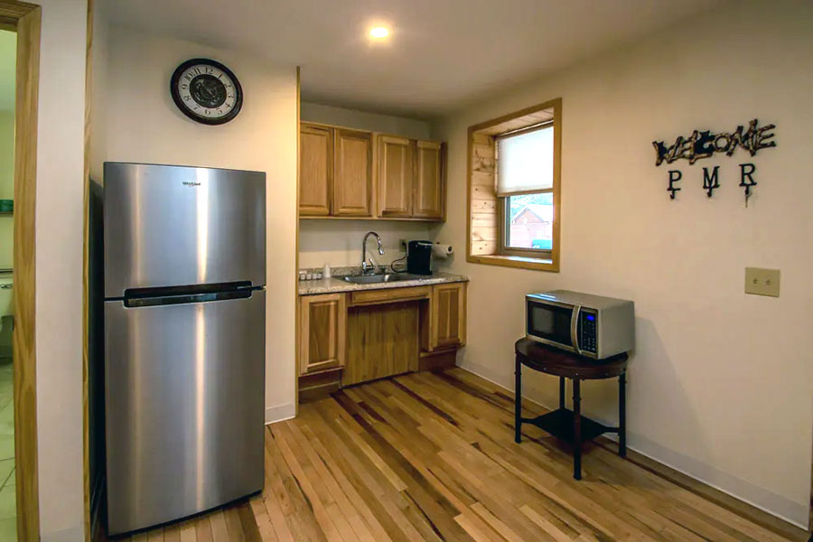 Kitchenette And Refrigerator/freezer In The Cherry Suite Rental Cabin At The Pmr